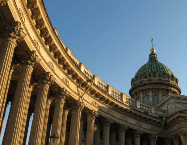 Цветущий Петербург: 8 марта 21950