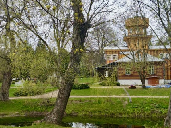 КРАЙ ГОЛУБЫХ ОЗЕР ПОД ОКТЯБРЬСКИМ НЕБОМ