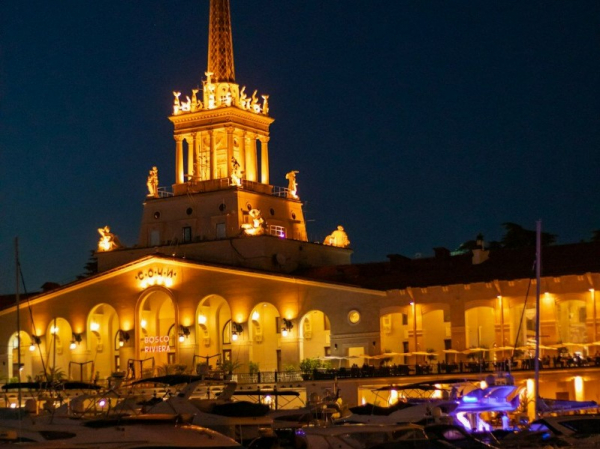 Сочи - новогодний праздник