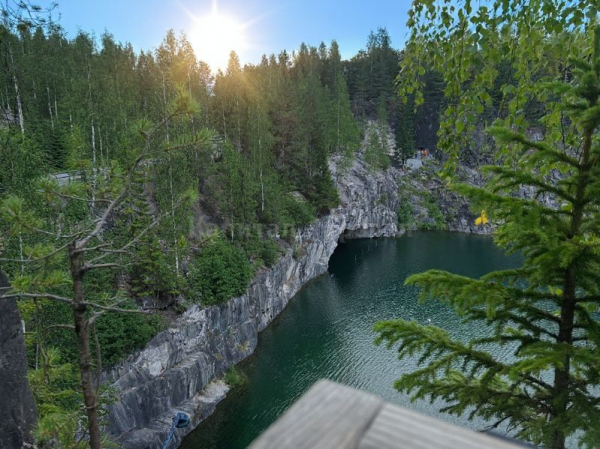 КАРЕЛЬСКАЯ КРУГОСВЕТКА